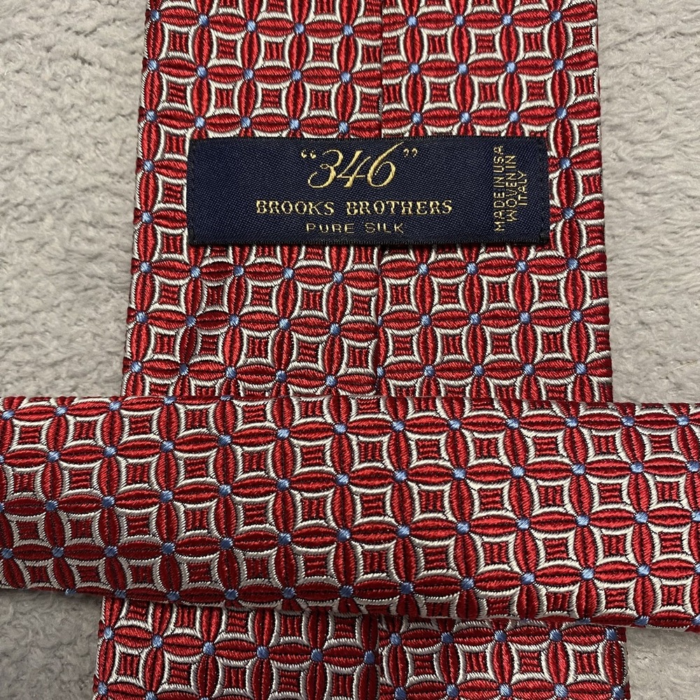 Brooks Brothers 346 Silk Neck Tie Red Geometric USA Preppy